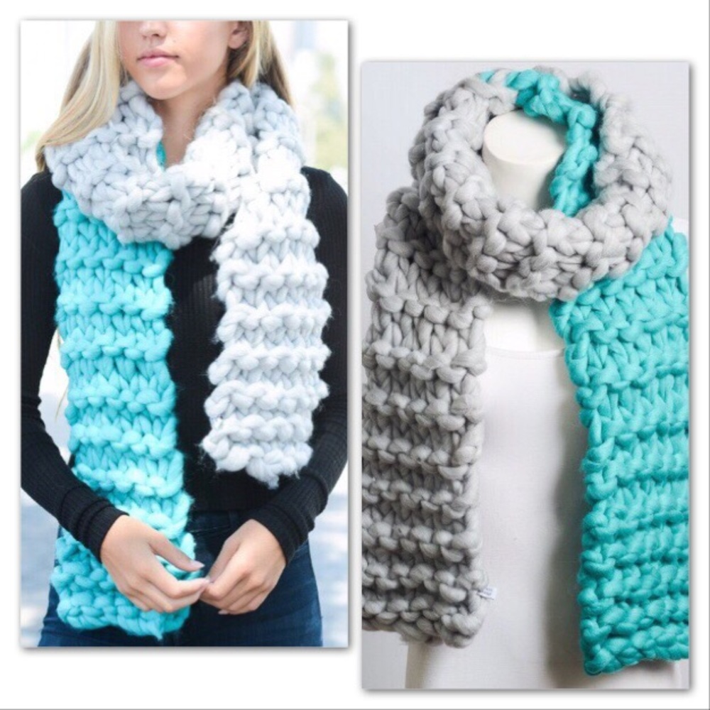 Oversized Knit Pop Art Scarf - Picture 3 of 3